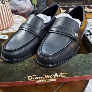 Thom McAn Black Loafers for Men 8.5 Wide